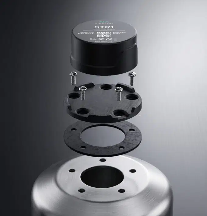 STR Tank Adapter detail
